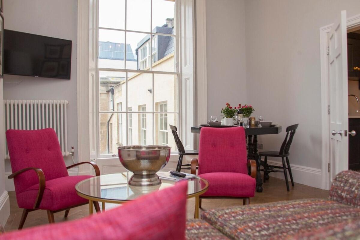 Stylish City Centre Apartment - บาธ ภายนอก รูปภาพ
