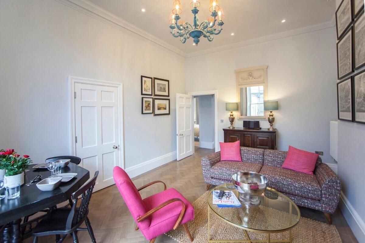 Stylish City Centre Apartment - บาธ ภายนอก รูปภาพ